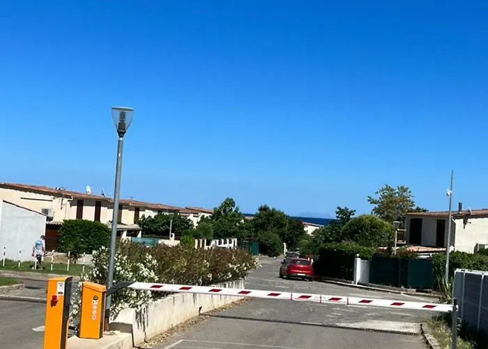 Pavilllon En Corse Chez Michel